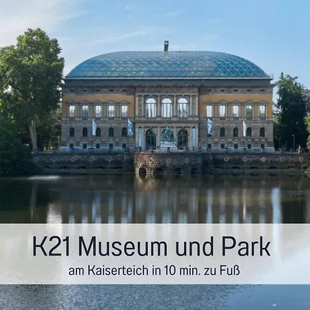 Fewokoko-privat Zentral Rheinufer Altstadt Messe Landtag Koenigsallee *
