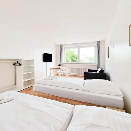 Raj Living - 2 Or 3 - 15 Min Zur Messe Dus & 10 Min Old Town Dus Daire