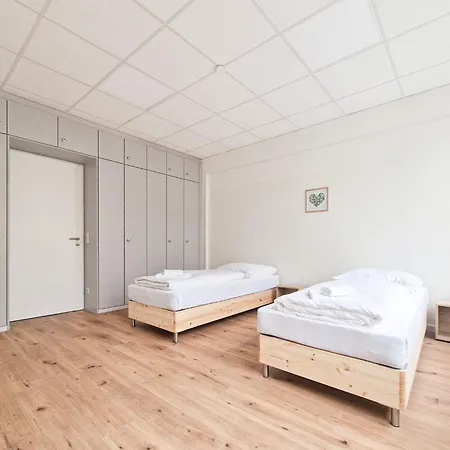 公寓 Raj Living - Center With 5 - 10 Min Messe Dus