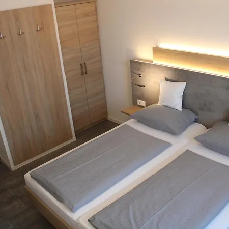 Am Vogelsanger Weg 3* Düsseldorf