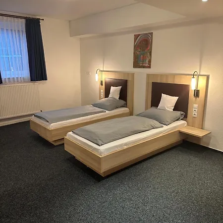 Am Vogelsanger Weg Hotell