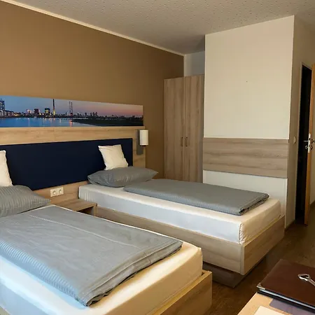 Otel Am Vogelsanger Weg Düsseldorf