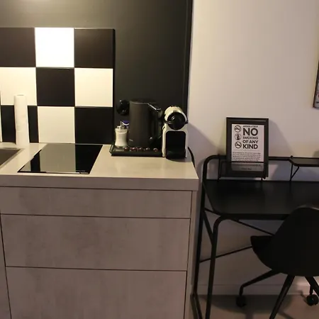 Apartamento Square 20 *