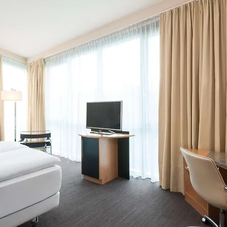 Nh Hotel 4*