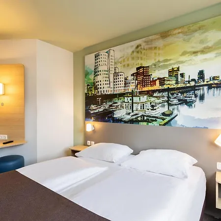 City-sued 2* Düsseldorf
