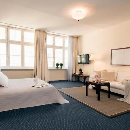 아파트호텔 Living Am Carlsplatz 4*