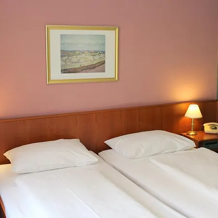 Acon 3* Dusseldorf