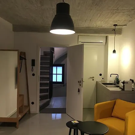 Square Rooms 8 * Dusseldorf