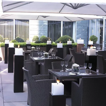 Radisson Blu Media Harbour Hotel, Hotel Düsseldorf