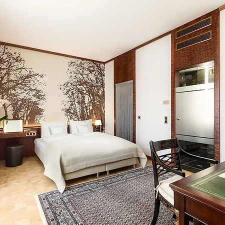 מלון Living De Medici 4*