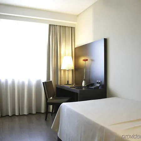Nh Königsallee Hotel 4*