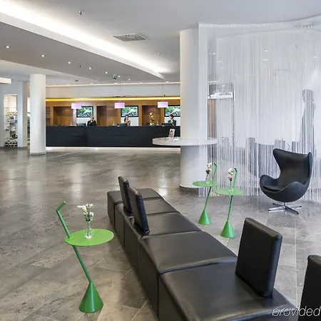 Hotel Novotel West