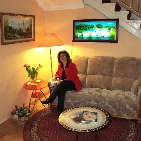 Hotel Ariana