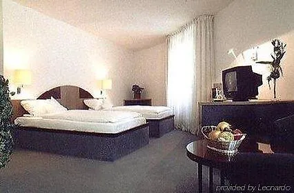 Rolandsburg Hotel 4*