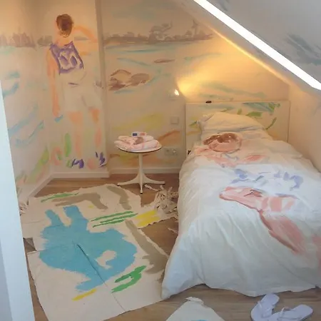 Konukevi Art Ufer 3*