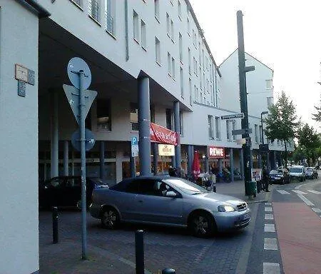 Nahe Uniklinik * Dusseldorf