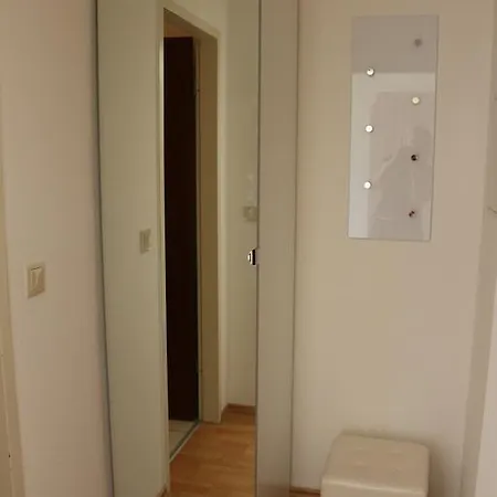 Nahe Uniklinik *