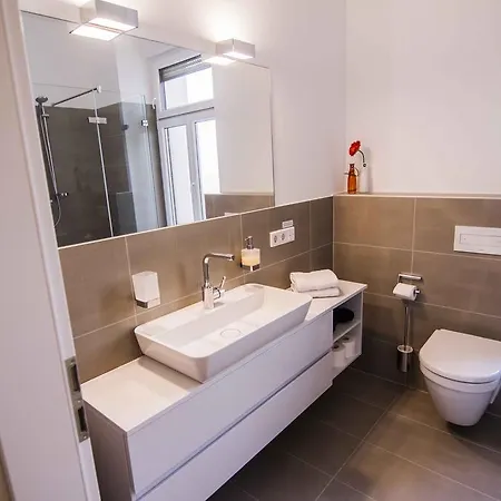 Lägenhetshotell Helvetia 4*