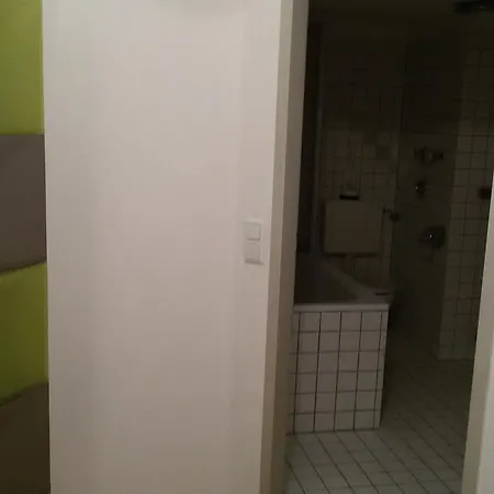 Easy-bedsit 1