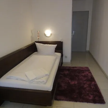 Hotel Metropol 2*