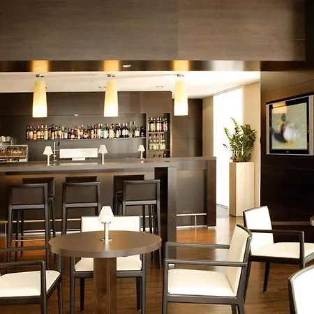 Hotel Nh Königsallee 4*