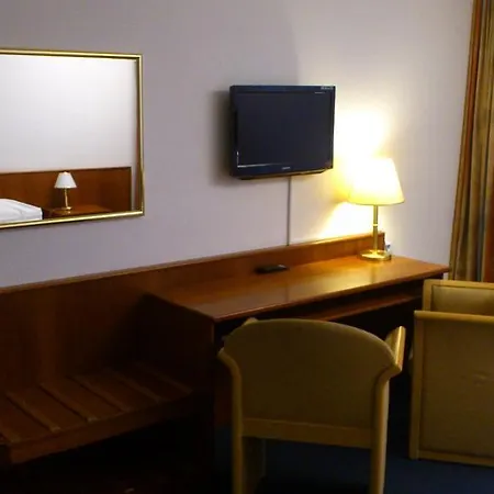 Hotel Acon 3*