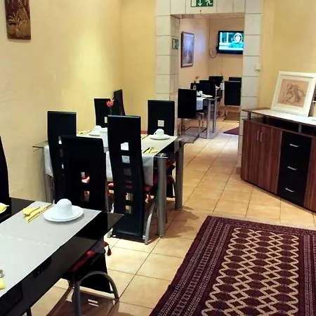 Ariana Hotel