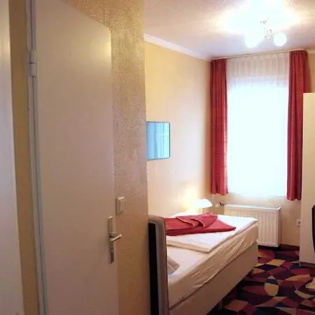Ariana Hotel 2*