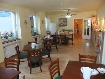 Lounge Szálloda 3*