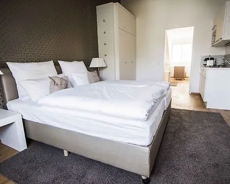 Helvetia Lägenhetshotell 4*