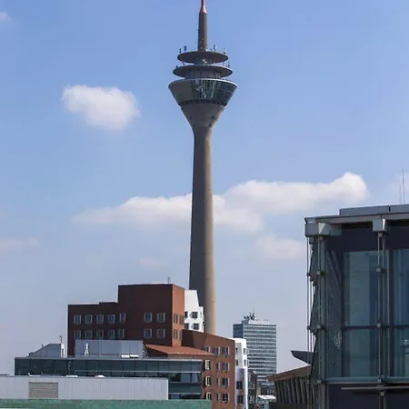 Radisson Blu Media Harbour Hotel, Hotel 4*