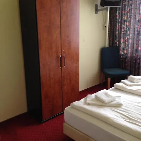 Domo Mondial Hotel