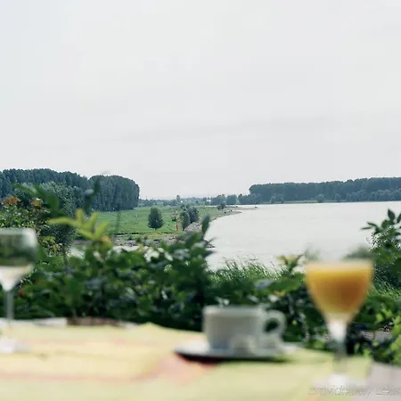 Rheinterrasse Benrath Hotel Düsseldorf