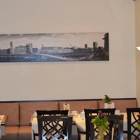 Trip Esplanade, 4* Düsseldorf