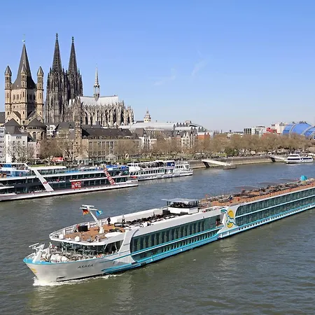 Fairtours Hotelschiff Asara***** Botel