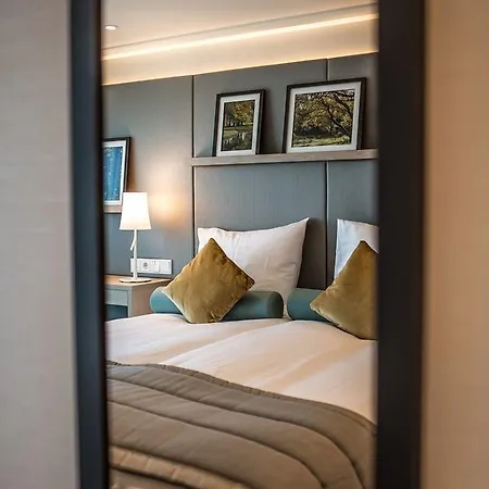 Botel Fairtours Hotelschiff Asara***** *