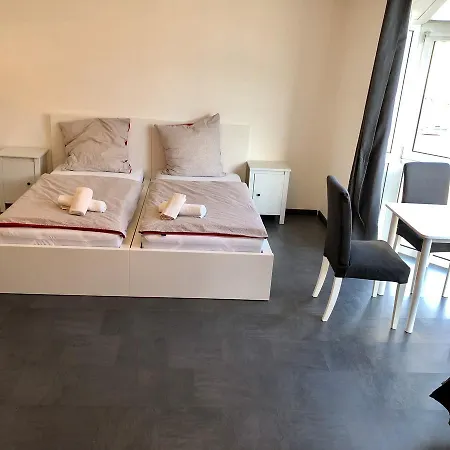 Apartment Messe - Ferienwohnung Kuthsweg Dusseldorf