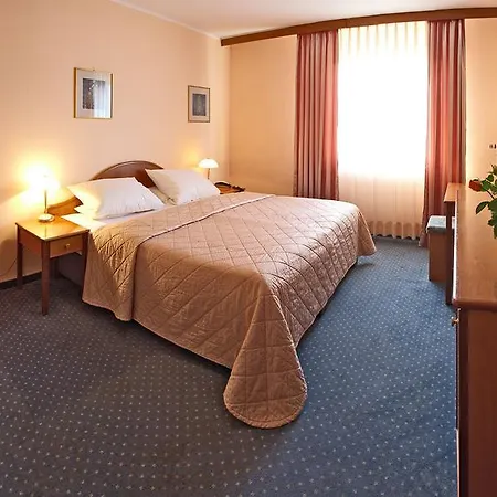 Rubin Hotel 3*