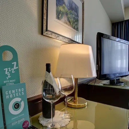 乌巴赫旅行酒店 酒店