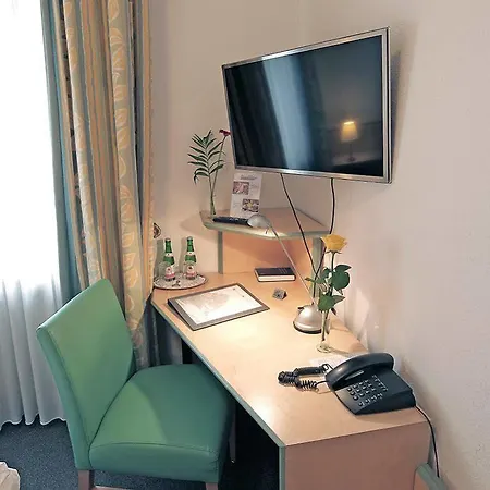 Am Hofgarten 3* Düsseldorf