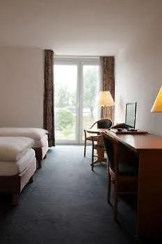 Otel Chrisma 3*