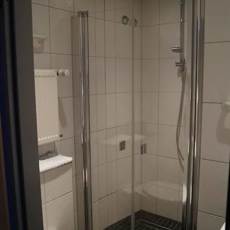 Am Vogelsanger Weg 3* Düsseldorf