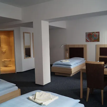 Otel Am Vogelsanger Weg Düsseldorf