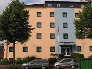 Am Vogelsanger Weg Hotell
