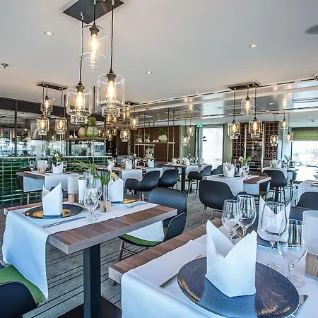Botel Fairtours Hotelschiff Asara*****
