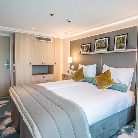 Botel Fairtours Hotelschiff Asara*****