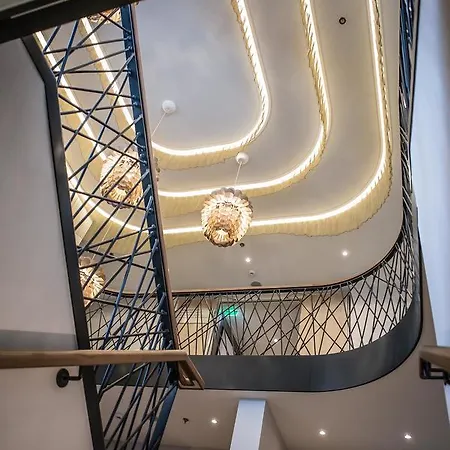 Botel Fairtours Hotelschiff Asara***** *