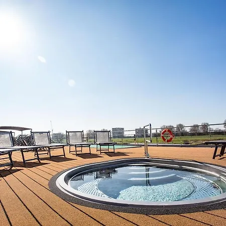 Fairtours Hotelschiff Asara***** * Düsseldorf