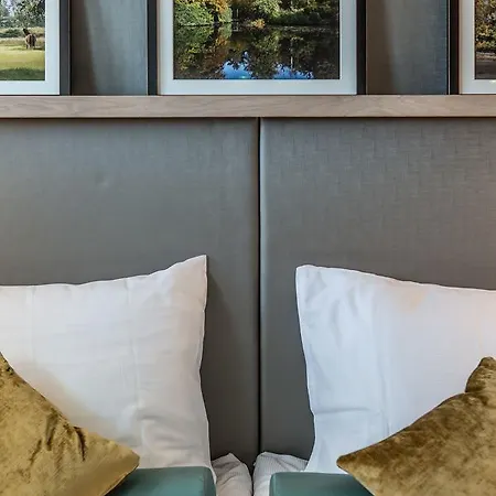 Botel Fairtours Hotelschiff Asara***** Düsseldorf