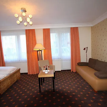 Alt Graz 3*